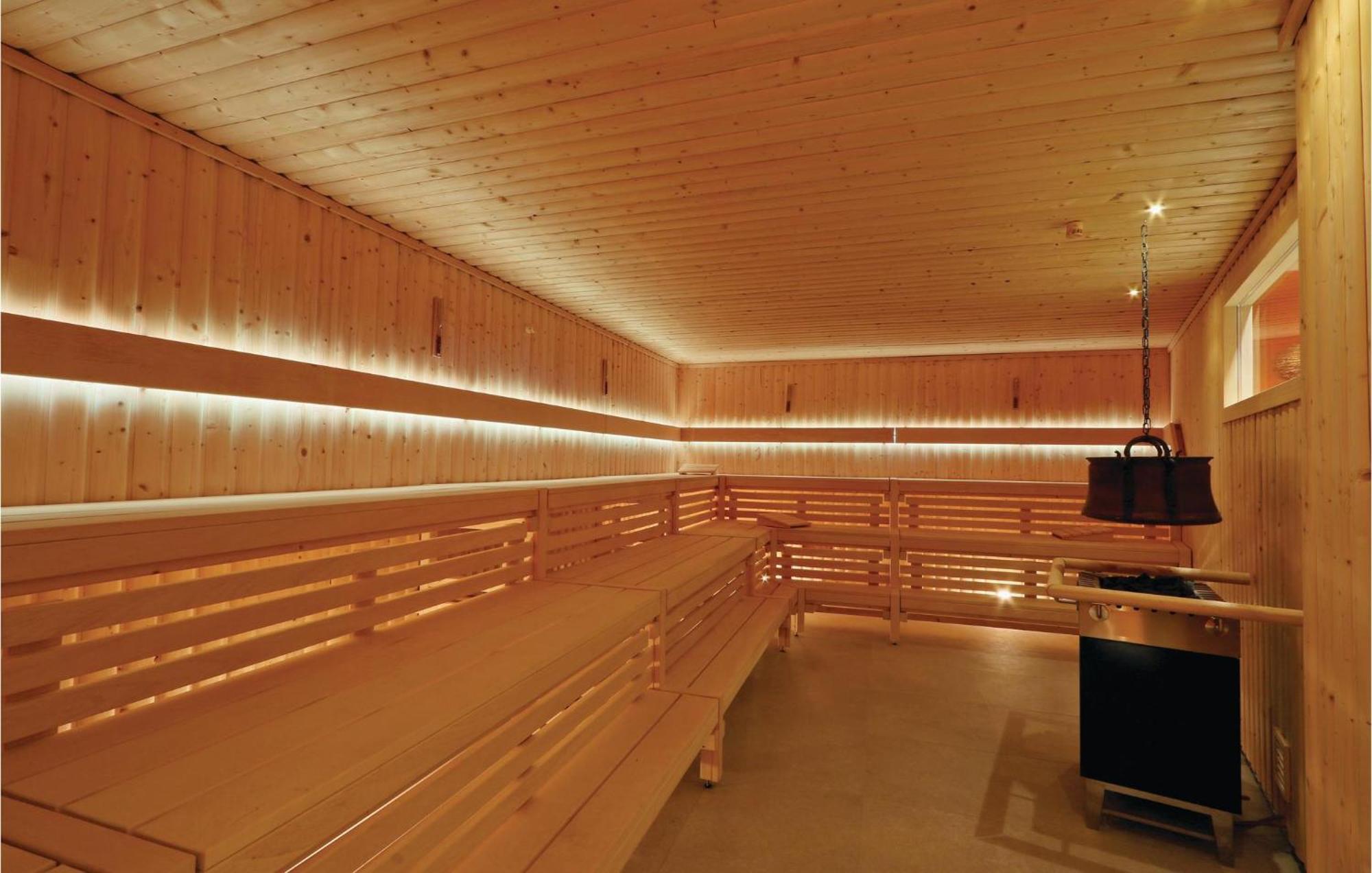 Lovely Apartment In Luebeck Travemuende With Sauna Exterior foto